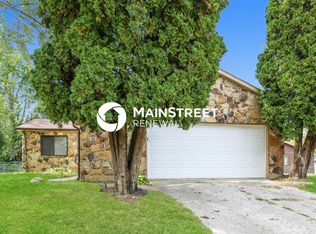 5804 Coppock Ln, Indianapolis, IN 46221
