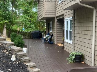 791 Suncrest Rd, South Charleston, WV 25303