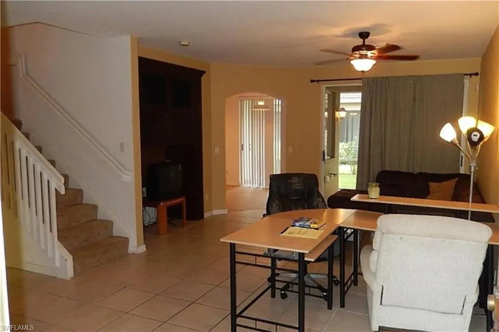 3 bed, 2.5 bath, 1707 sqft, $2,195 — Photo 3