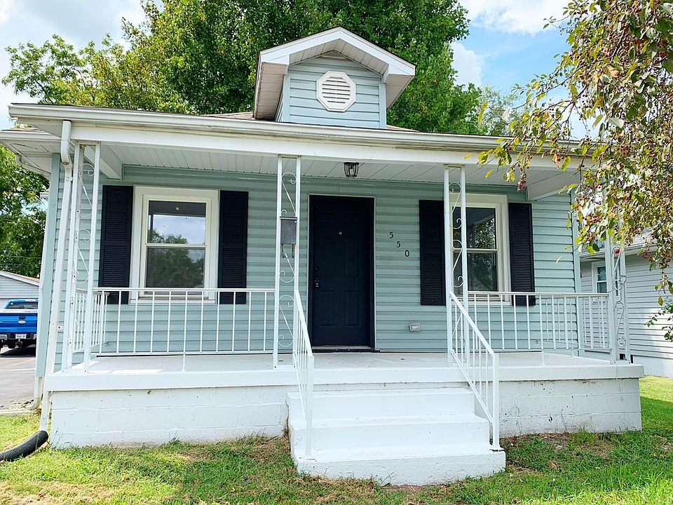 1st image of 550 Leslie Ave