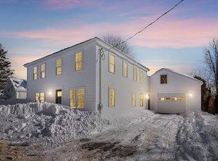 67 Maple St, Oakham, MA 01068