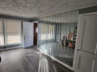 9157 S Wentworth Ave #1, Chicago, IL 60620