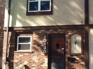 10130 W 96th Ter, Overland Park, KS 66212