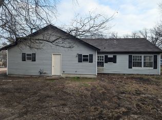 502 E Baker St, Hamilton, TX 76531