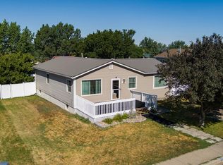 308 7th St S, New Salem, ND 58563