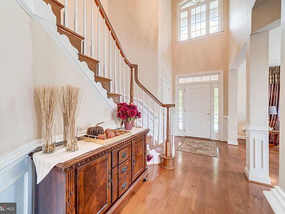 5th image of 21824 Ainsley Ct