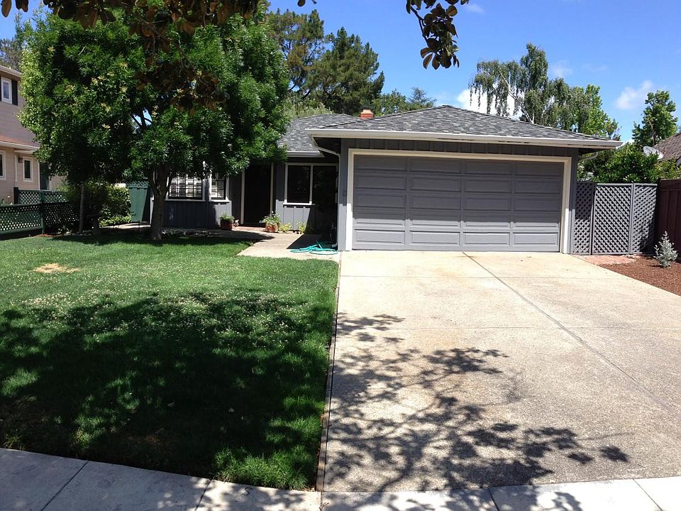 1st image of 271 Colorado Ave