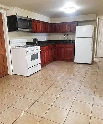 5th image of 4237 S Galvez St #B