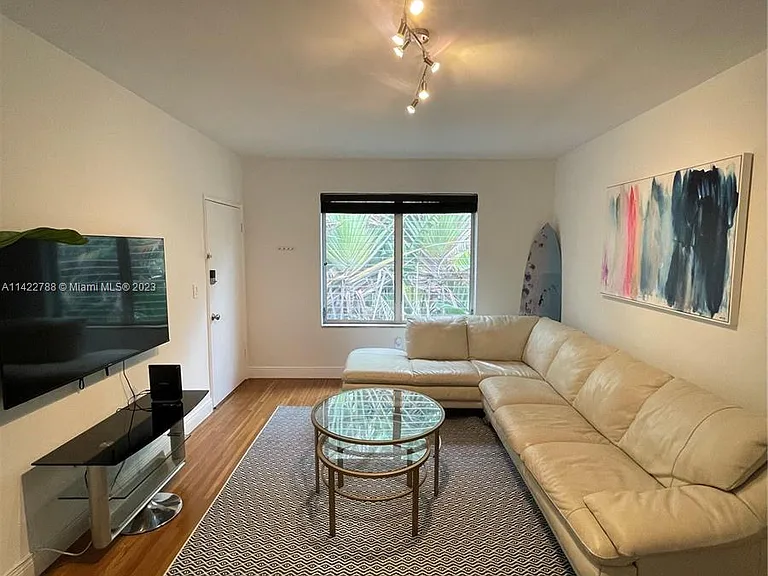 1188 Marseille Dr #4 — Photo 8