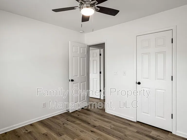 5208 Copley Cir — Photo 18