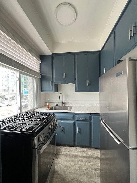 1st image of 00-319 Elm Ave #201