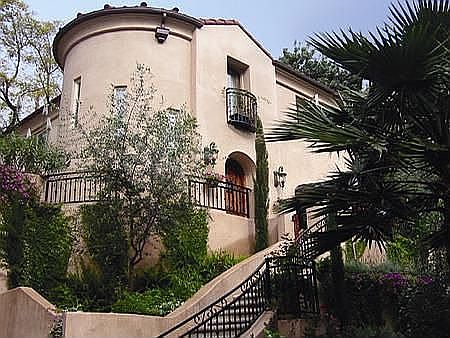 1st image of 435 Glen Holly Dr