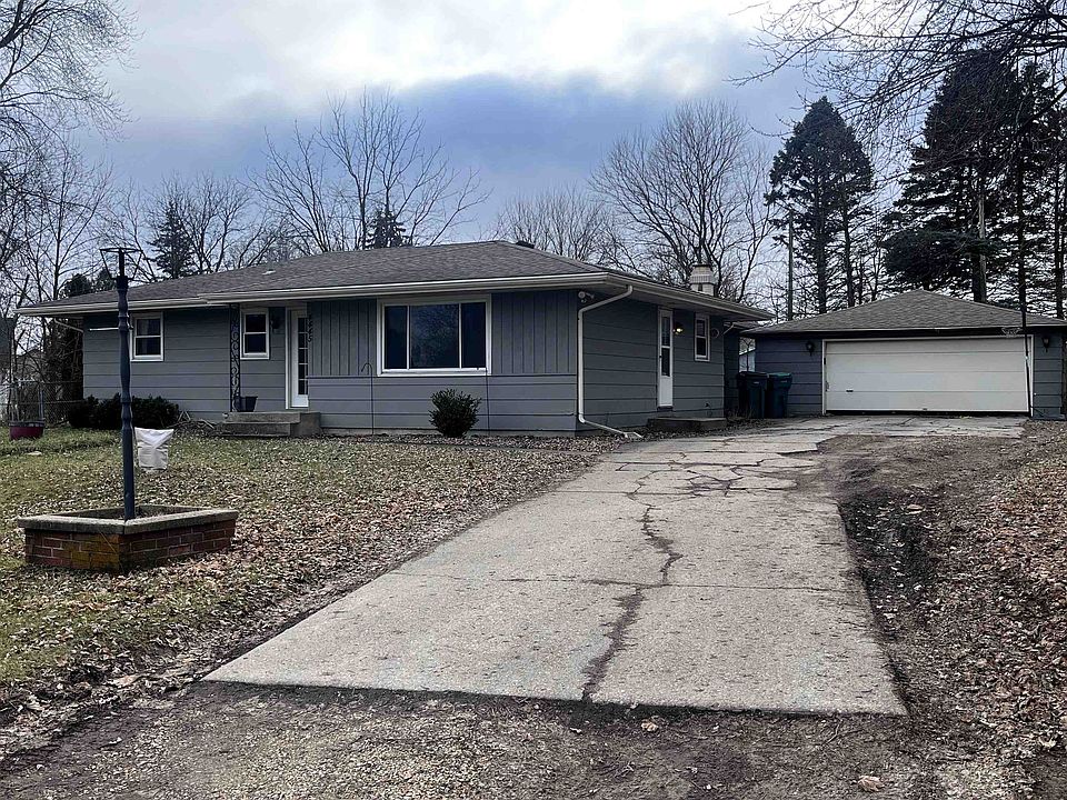 1st image of 4445 Clover Crest Ln