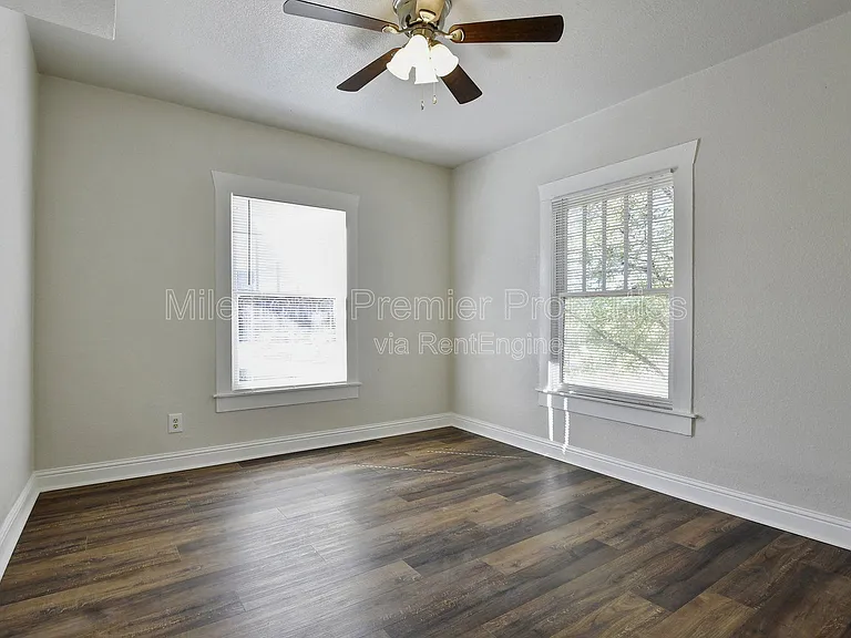 1115 S Rusk Ave — Photo 18