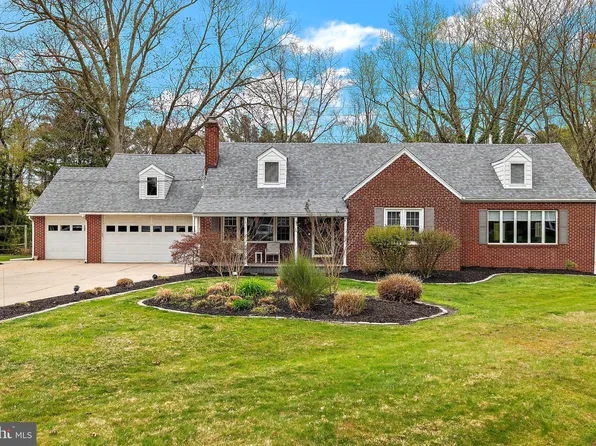 804 Carrcroft Blvd, Wilmington, DE 19803