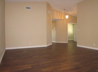 8293 Reseda Ave, Fontana, CA 92335