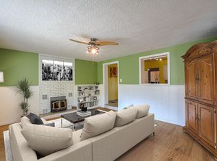 1013 Quincy St SE, Albuquerque, NM 87108