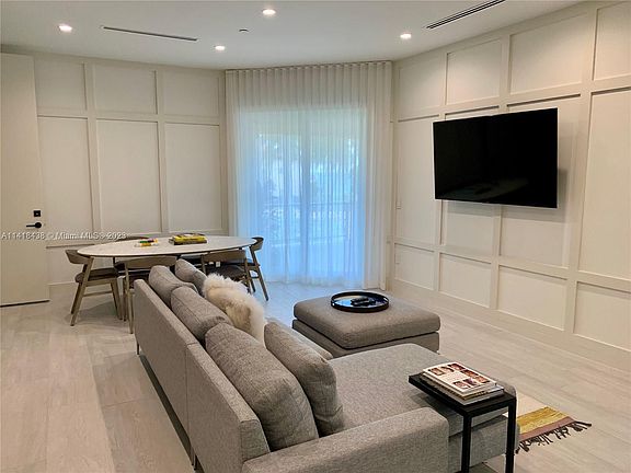 4th image of 15522 Fisher Island Dr #15522