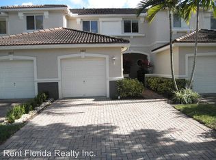 2003 Oakhurst Way, Riviera Beach, FL 33404