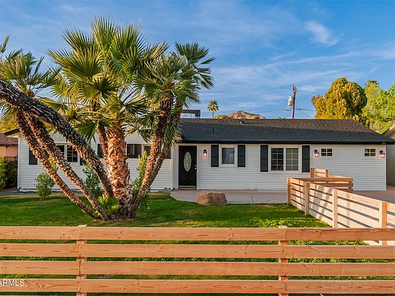 2nd image of 5328 E PINCHOT Avenue