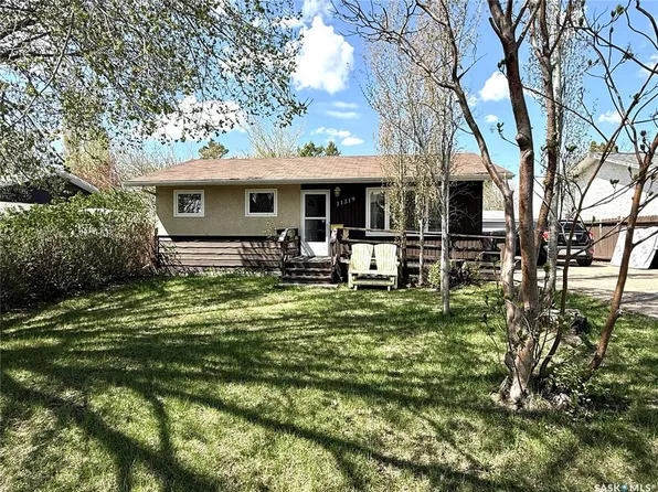 11319 Clark DRIVE, North Battleford, SK S9A 3P5