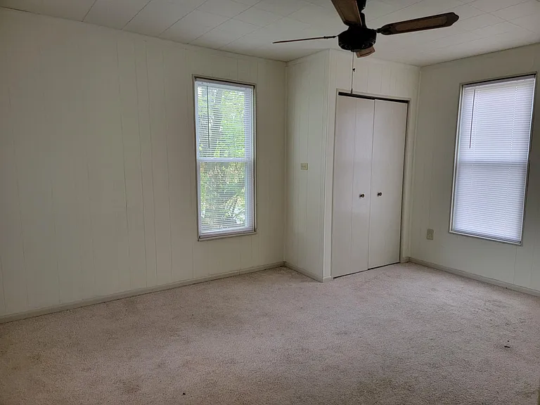 2415 Donegal Springs Rd — Photo 14