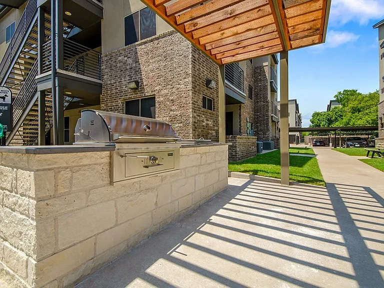 Tinsley Place — Photo 16