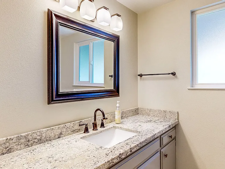 2146 Rivera Dr — Photo 39