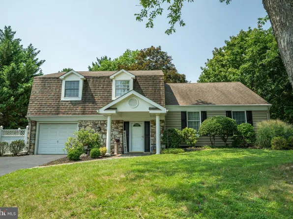 187 Buckshire Dr, Holland, PA 18966