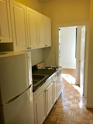 Rented by Best Apartments North Inc | media 10