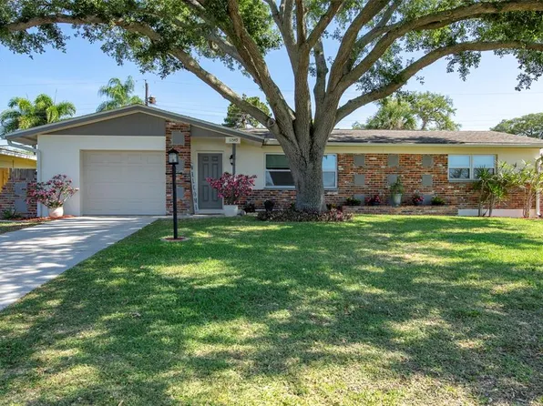 11549 69th Ave, Seminole, FL 33772