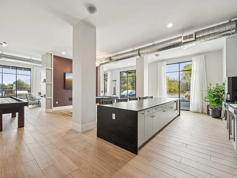 The Quarry Luxury Apartments — Photo 26