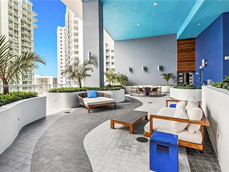 1300 Brickell Bay Dr #3206 — Photo 41