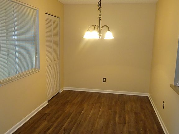 3rd image of 589 Fairways Cir #A