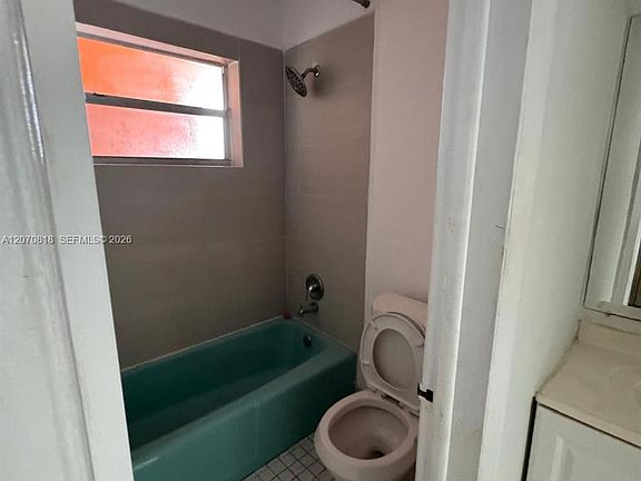 2nd image of 18700 NE 3rd Ct APT 626