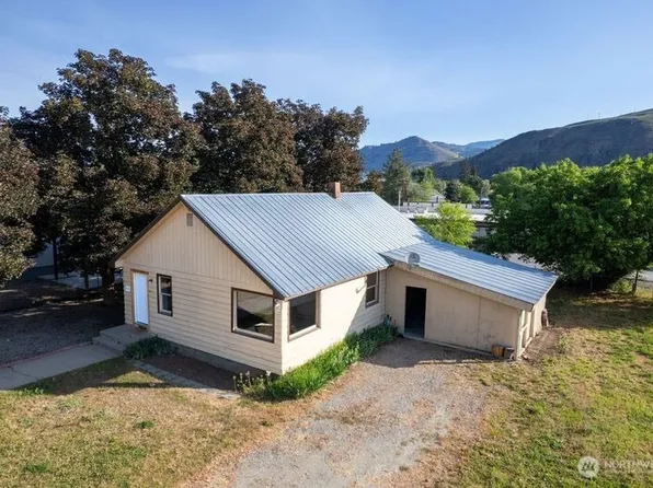 318 Lombard Street, Twisp, WA 98856