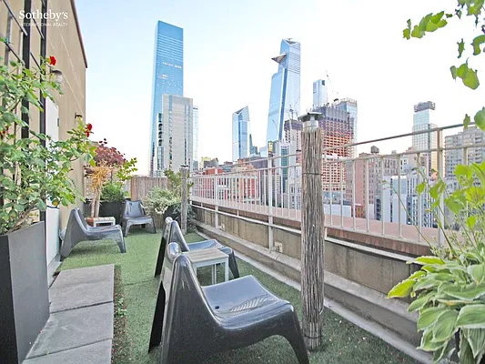 Rented by Sotheby's International Realty | media 8