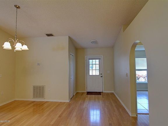 3rd image of 351 Wickham Lakes Dr