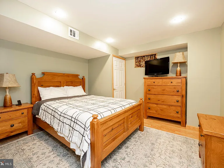 1212 Acacia Dr — Photo 45