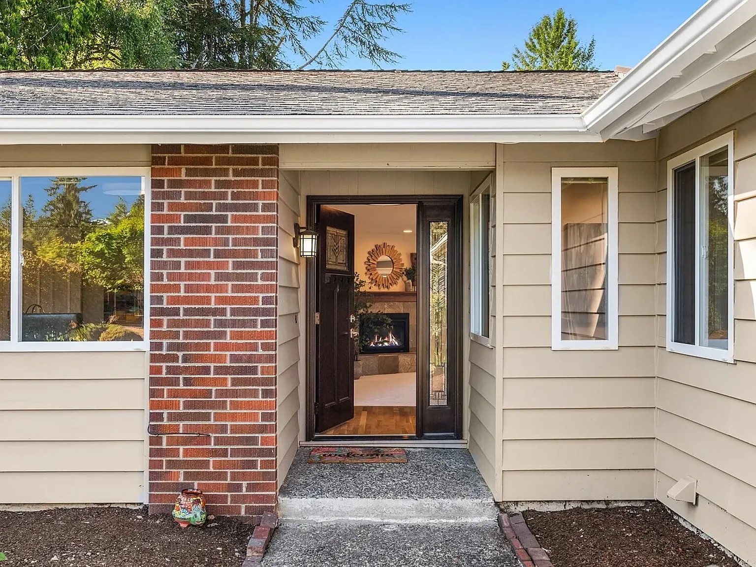 4 bed, 1870 sqft, $4,500 — Photo 3