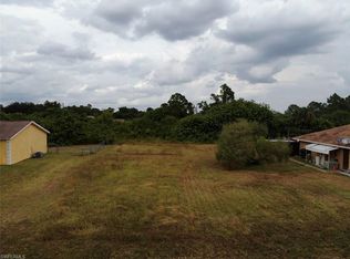 2712 8th St SW, Lehigh Acres, FL 33976