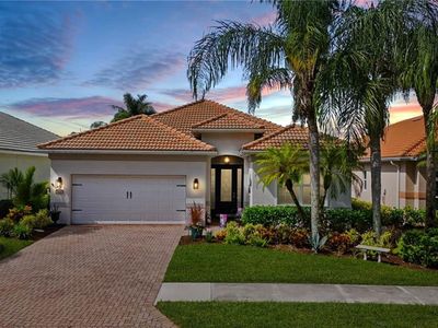 3535 Grand Cypress DR, Naples, FL, 34119