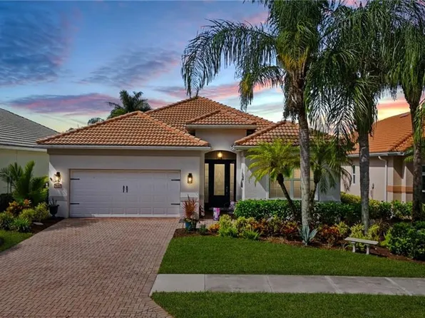 3535 Grand Cypress DR, NAPLES, FL 34119