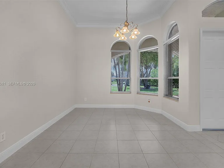 16310 Paddock Ln — Photo 21