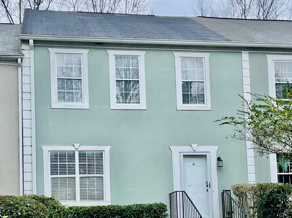 6592 Meadow Rue Dr, Peachtree Corners, GA 30092