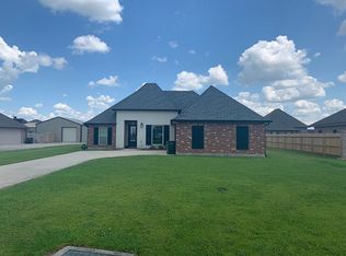222 Waterplant Rd, Schriever, LA 70395