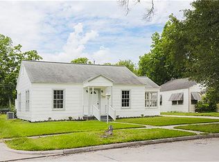 1909 Utah St, Baytown, TX 77520