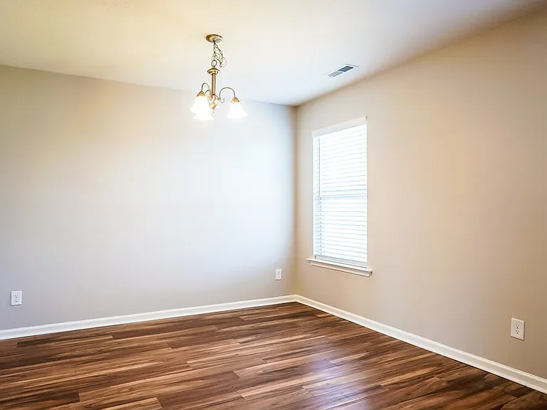 42 Nevada Ct — Photo 6