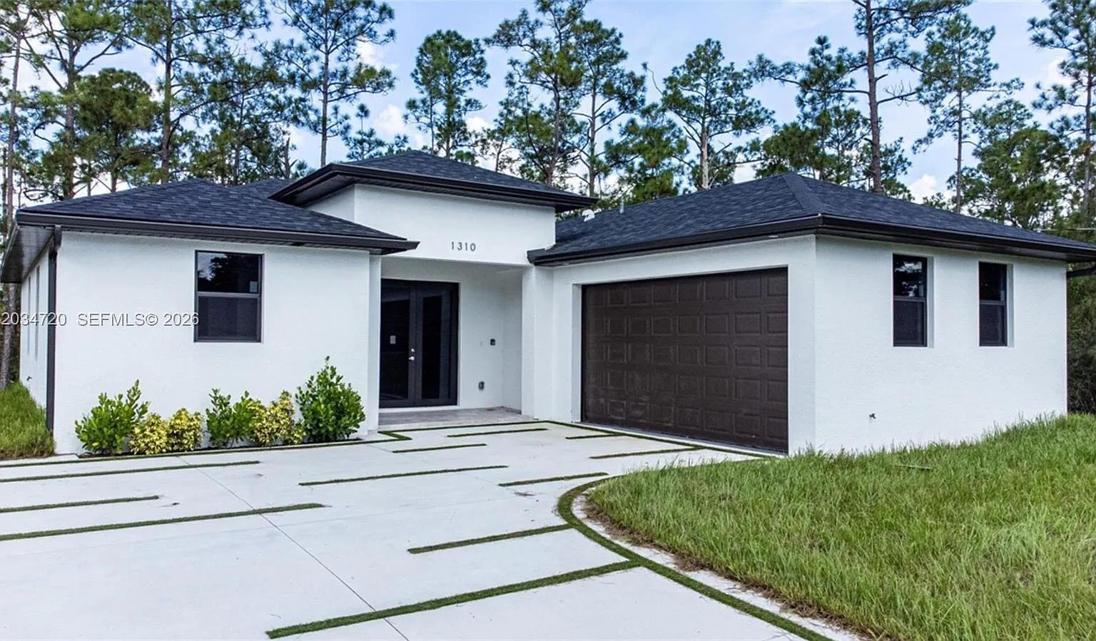 4 bed, 2.0 bath, $2,000 — Photo 3