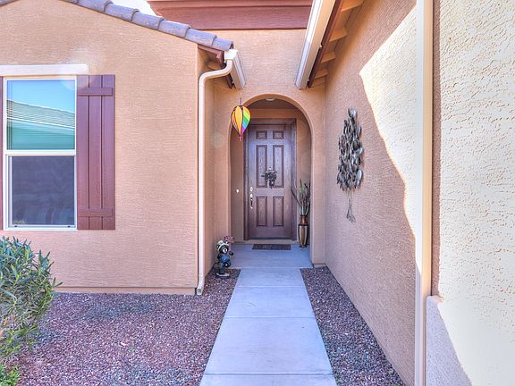 3rd image of 41721 W Summer Wind Way